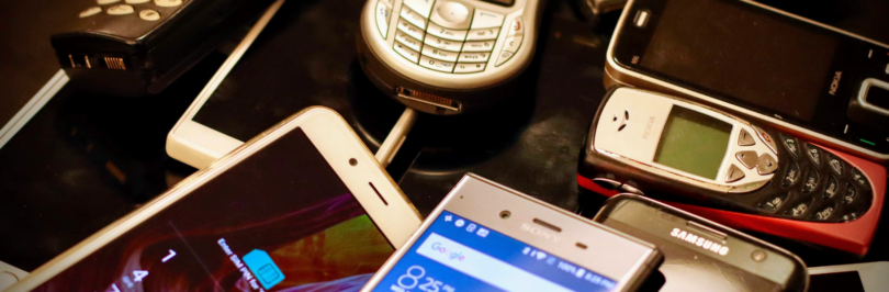 Pile-of-mobile-phones