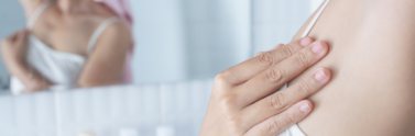 Person-applying-deoderant